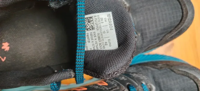 Used Asics Gel Trabucco 9 bike — image 7 of 9