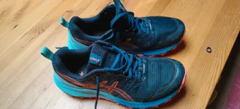 Used Asics Gel Trabucco 9 bike