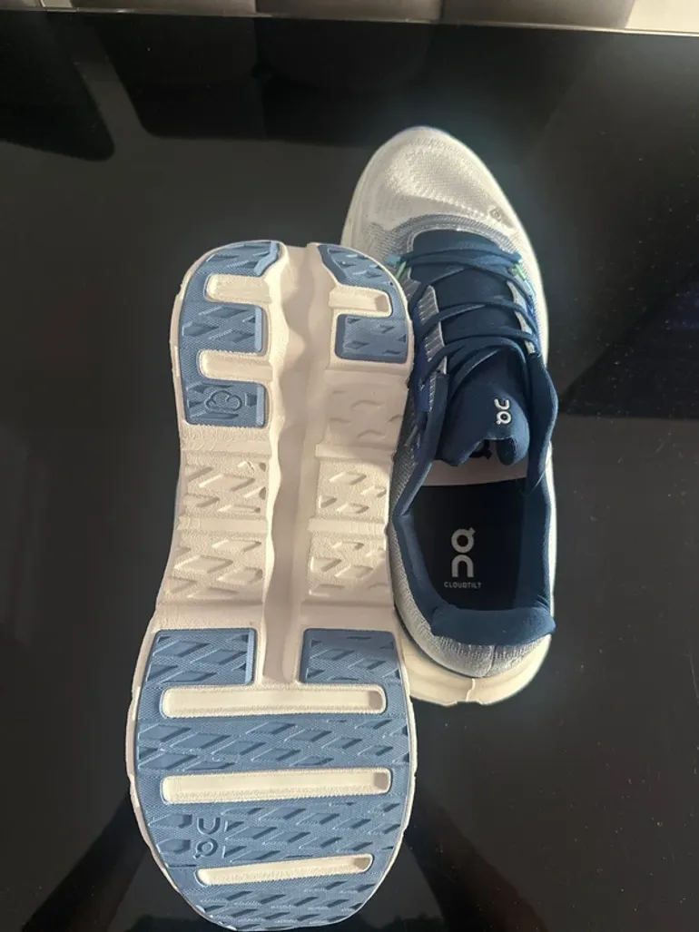 Gebrauchtes On Running Shoes bike — Bild 3 von 4