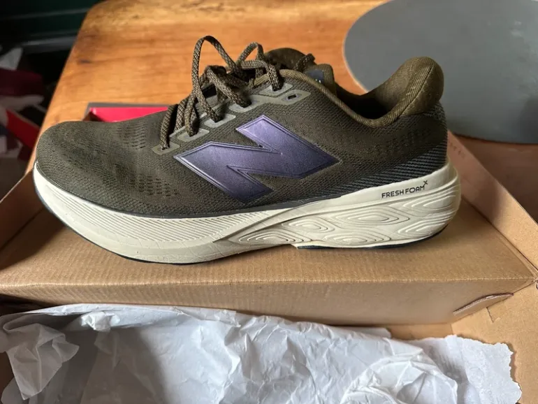Used New Balance 880 v15 bike — image 4 of 6