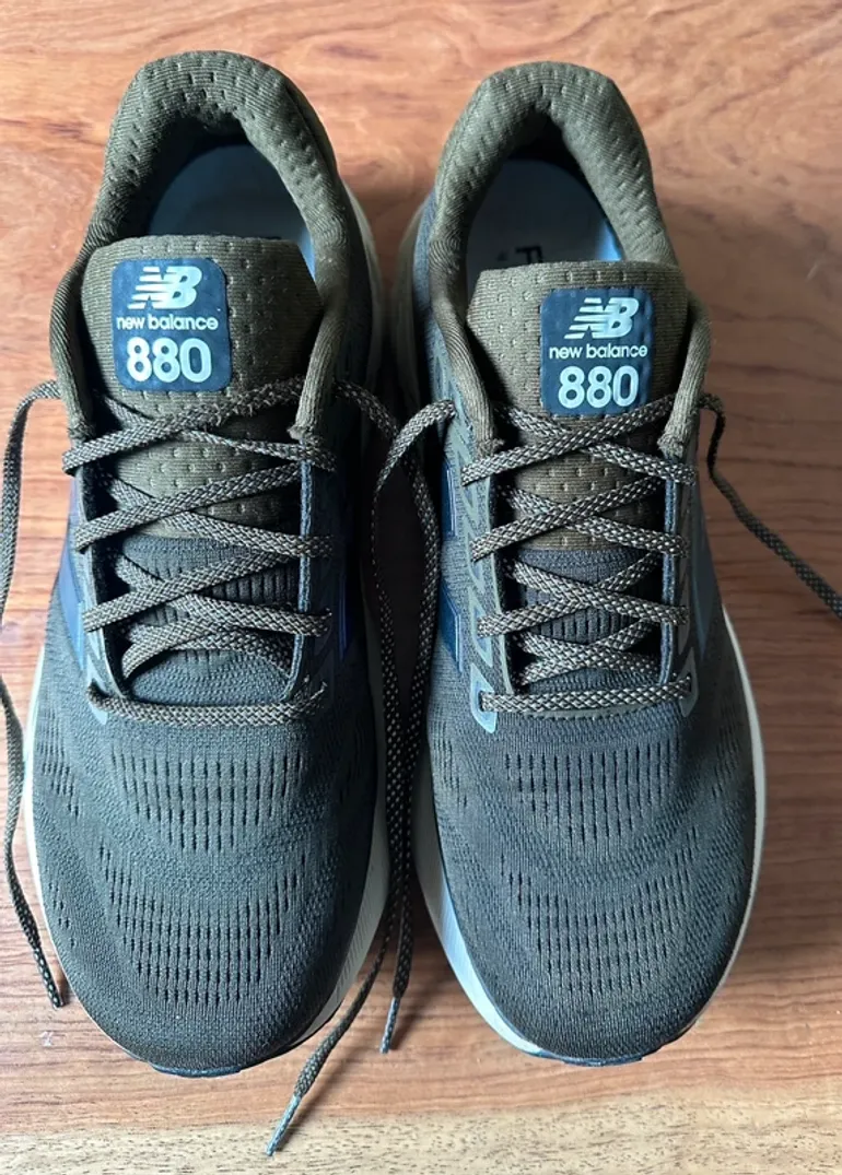 Used New Balance 880 v15 bike — image 2 of 6