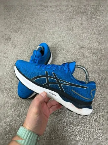 Gebrauchtes Asics Gel Nimbus 24 bike — Bild 1 von 13