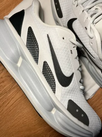 Gebrauchtes Nike Running Shoes bike — Bild 3 von 15