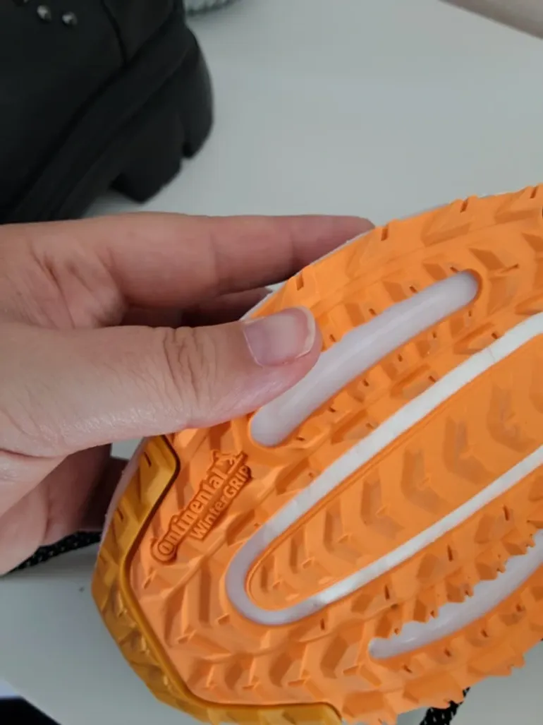 Brugt Adidas Ultra Boost Light bike — billede 5 af 11