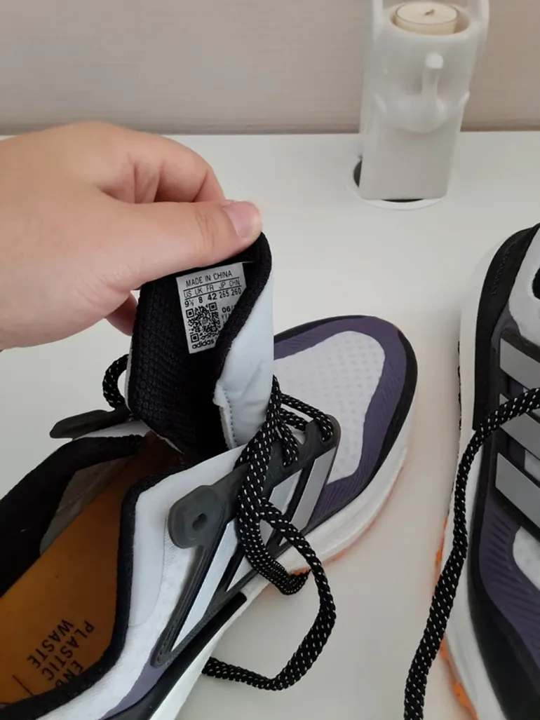 Brugt Adidas Ultra Boost Light bike — billede 10 af 11
