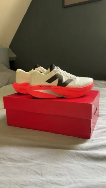 Gebrauchtes New Balance FuelCell Comp Trainer V3 Running Shoes