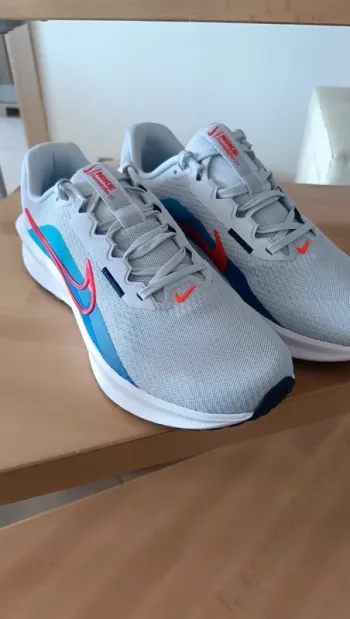 Nike Downshifter 13 bike usato