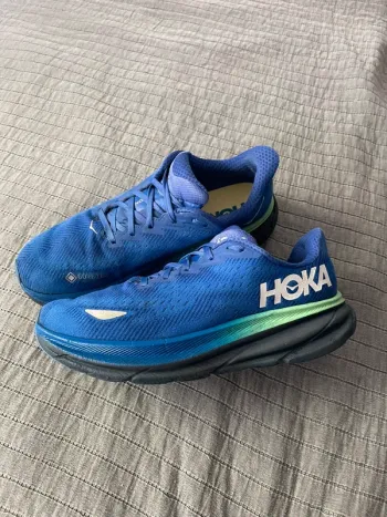 Hoka Clifton 9 Gore-Tex bike usato