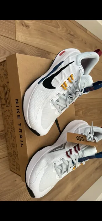 Gebrauchtes Nike sneakers 42.5 bike — Bild 2 von 3