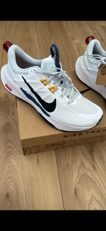 Gebrauchtes Nike sneakers 42.5 bike