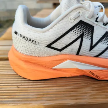 Gebrauchtes New Balance FuelCell Propel v5 bike — Bild 8 von 12