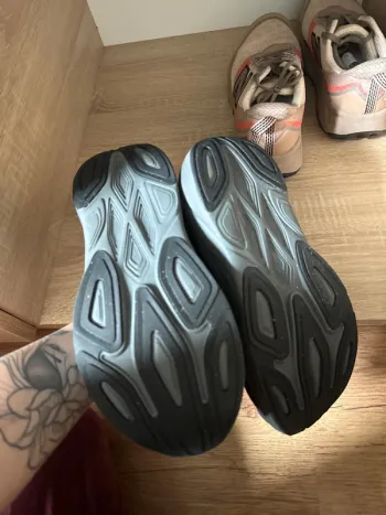 Brugt New Balance Fresh Foam More V6 bike — billede 5 af 5