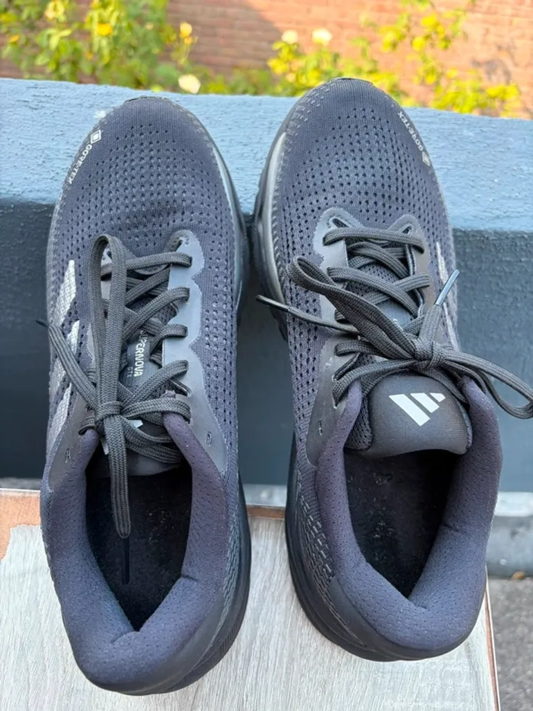 Used Supernova Gore-Tex bike — image 7 of 8