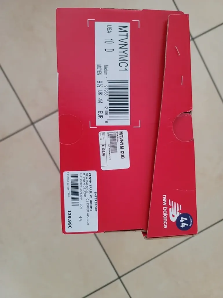 New Balance Venym bike usato — immagine 9 di 9
