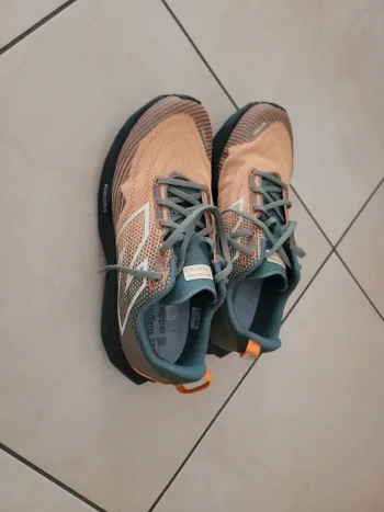 New Balance Venym bike usato — immagine 2 di 9