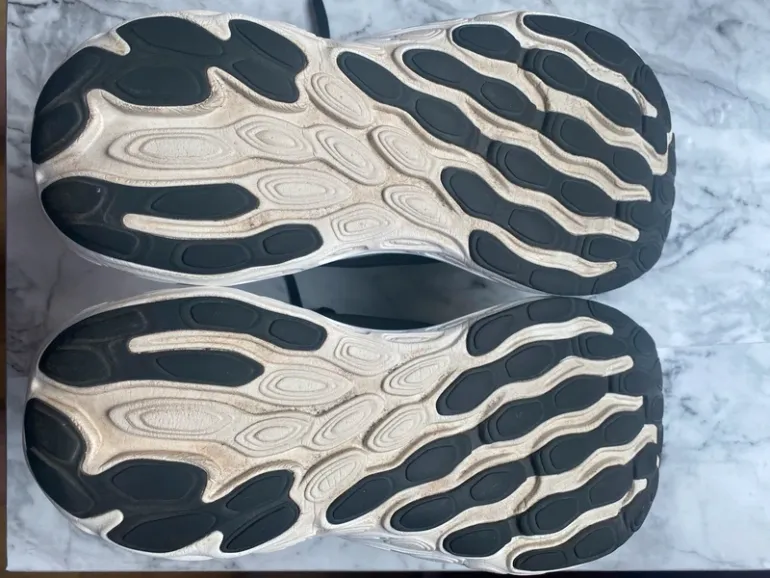 Gebrauchtes New Balance Fresh Foam 1080 v13 bike — Bild 11 von 12