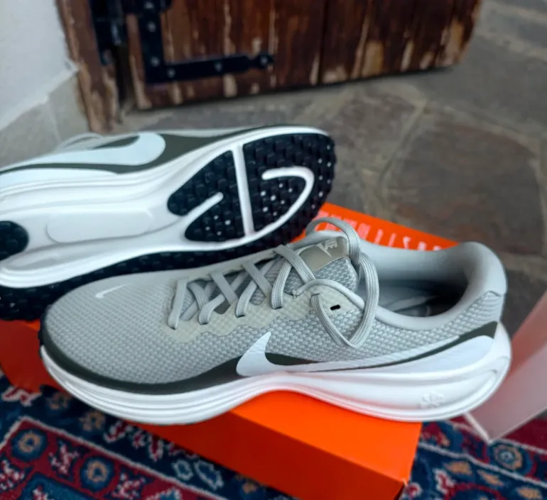 Gebrauchtes Nike Revolution 8 bike — Bild 12 von 15