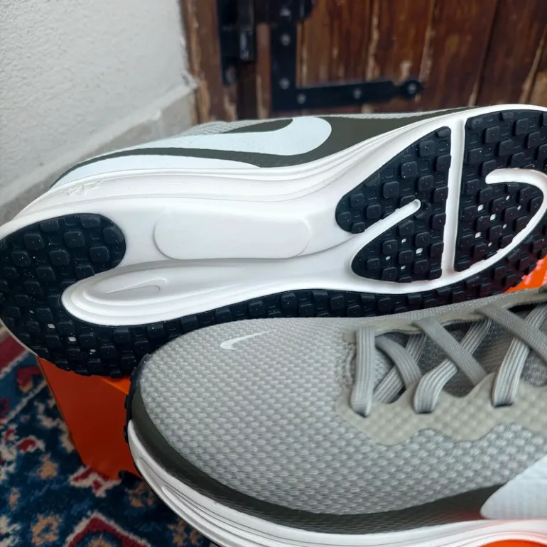 Gebrauchtes Nike Revolution 8 bike — Bild 9 von 15