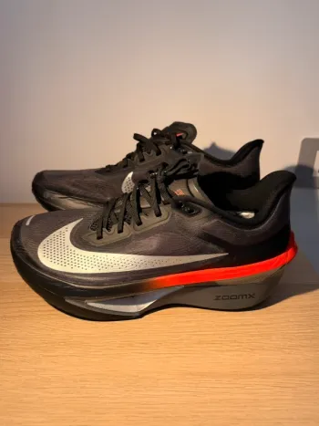 Brugt Nike Zoom Fly 6 bike