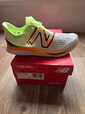 New Balance Fuelcell SuperComp Pacer bike de segunda mano — imagen 2 de 4