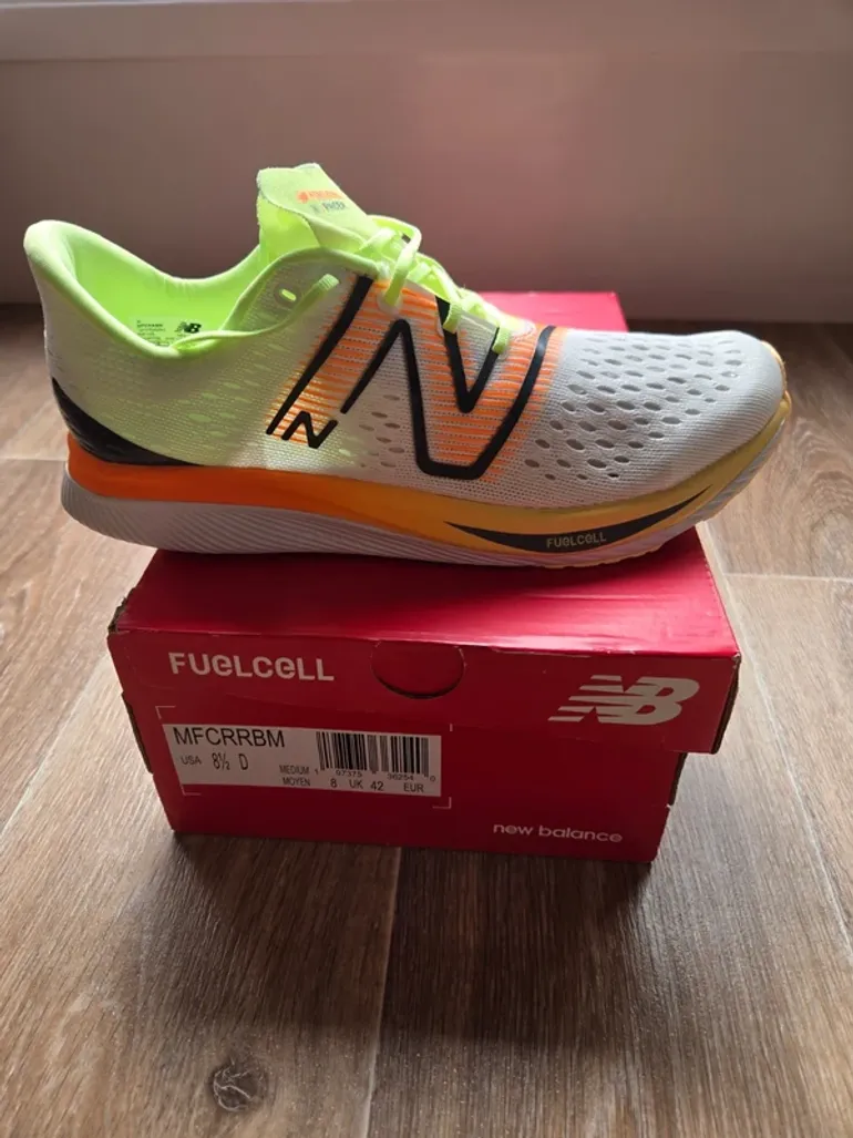 New Balance Fuelcell SuperComp Pacer bike de segunda mano — imagen 2 de 4