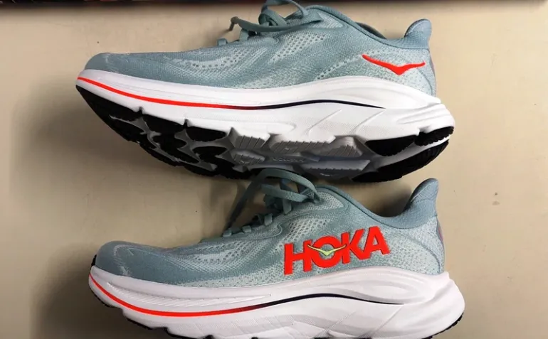 Hoka Clifton 10 2026 bike usato — immagine 2 di 6