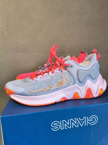 Używany Nike Giannis Immortality 2 bike