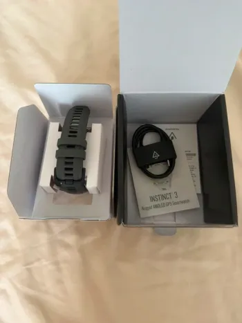 Garmin Instinct 3 Amoled 50mm bike d'occasion — image 2 sur 6