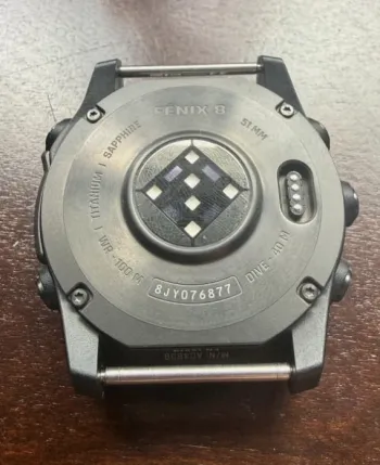 Used Garmin fenix 8 Amoled Sapphire 51mm bike — image 4 of 8