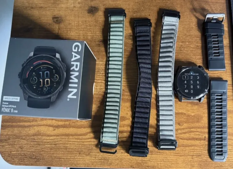 Used Garmin fenix 8 Amoled Sapphire 51mm bike — image 8 of 8