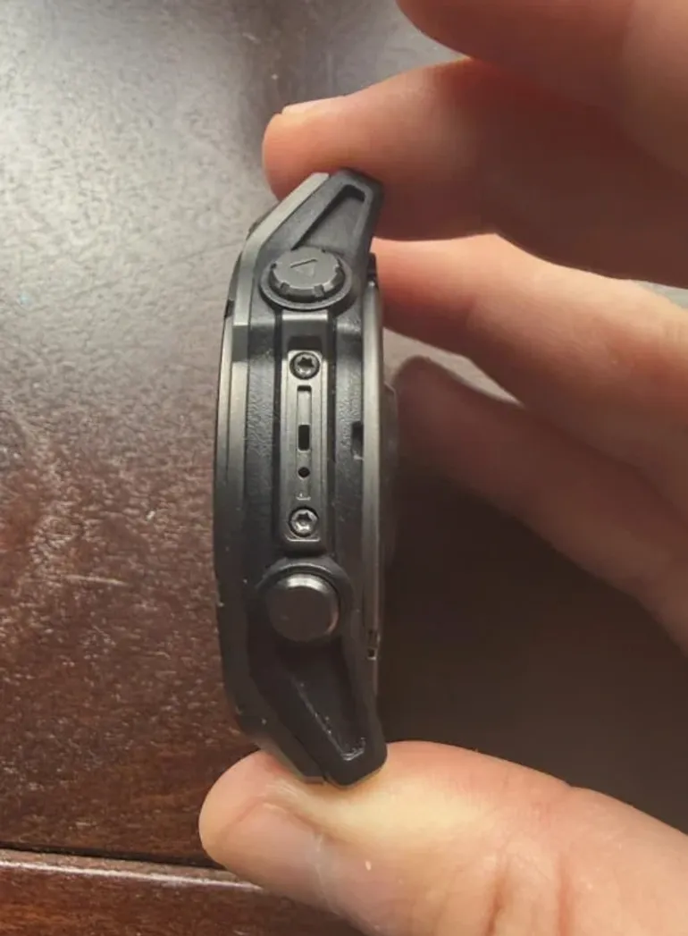 Used Garmin fenix 8 Amoled Sapphire 51mm bike — image 7 of 8