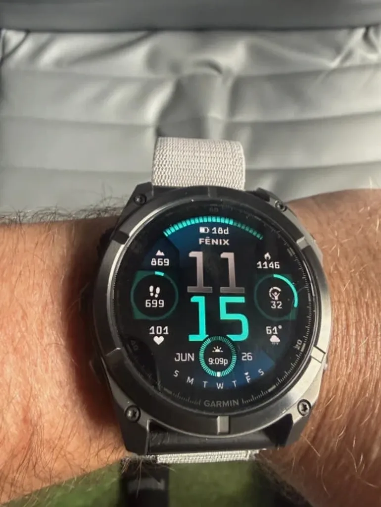 Used Garmin fenix 8 Amoled Sapphire 51mm bike — image 2 of 8