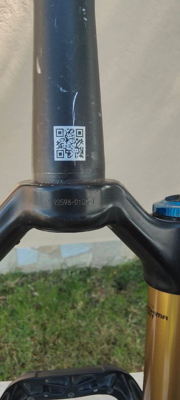 Used Fox factory 2019 bike — image 6 of 7
