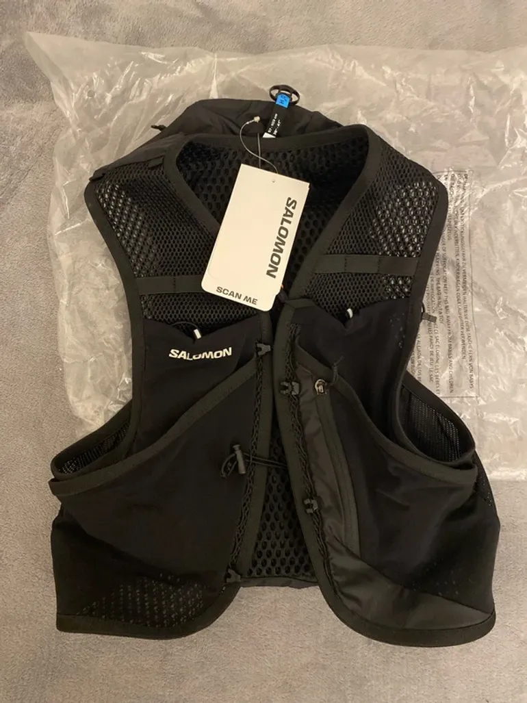 Used Salomon Laufweste Running Vest M bike — image 8 of 9