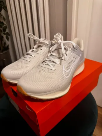 Brugt Nike Quest 6 bike — billede 2 af 3