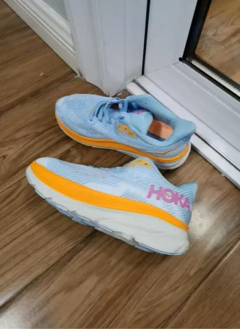 Used Hoka Shoes Light blue size 39 bike — image 3 of 4
