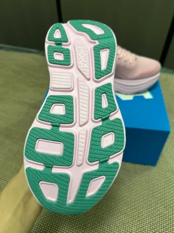 Gebrauchtes Hoka Baskets pour femmes bike — Bild 5 von 5