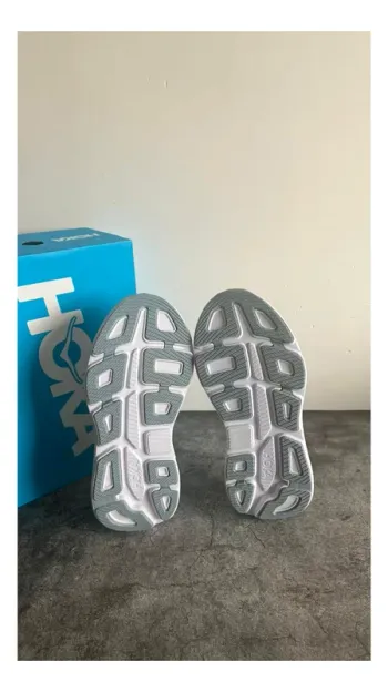 Hoka Bondi 9 bike usato — immagine 5 di 6