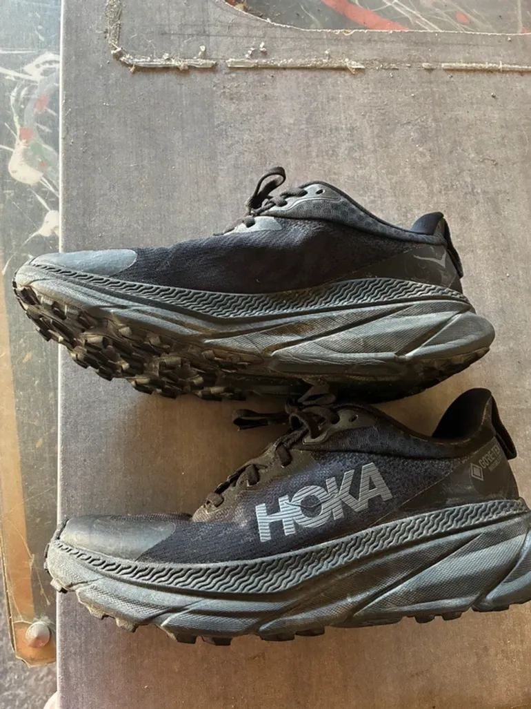 Used Hoka Challenger ATR 7 GTX bike — image 2 of 4