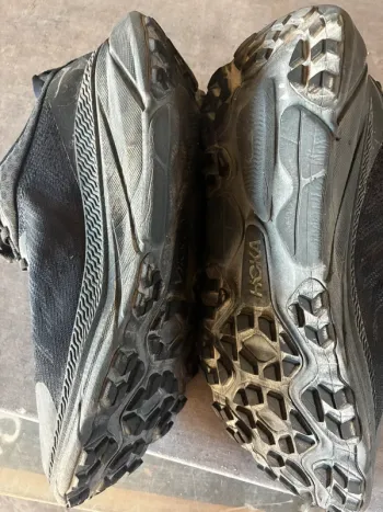 Used Hoka Challenger ATR 7 GTX bike — image 3 of 4