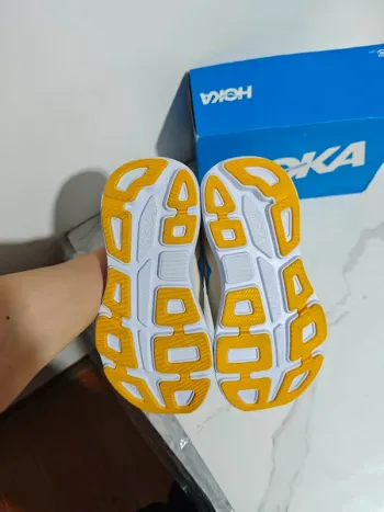 Hoka Bondi 9 bike usato — immagine 6 di 7