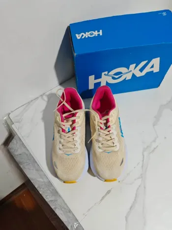 Hoka Bondi 9 bike usato — immagine 3 di 7
