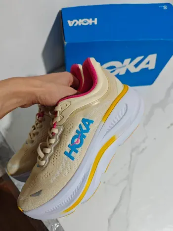 Hoka Bondi 9 bike usato — immagine 4 di 7