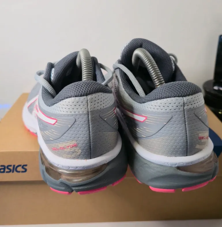 Used Asics Gel bike — image 4 of 6