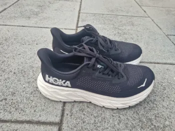 Brugt Hoka Arahi 7 bike — billede 2 af 10