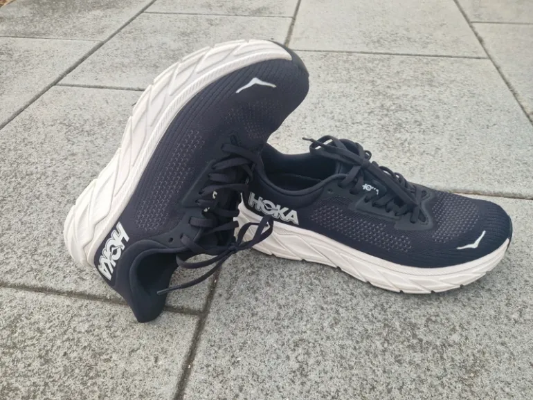 Brugt Hoka Arahi 7 bike — billede 10 af 10