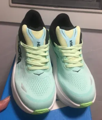 Hoka Bondi 9 bike usato — immagine 3 di 5