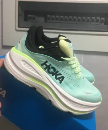 Hoka Bondi 9 bike usato
