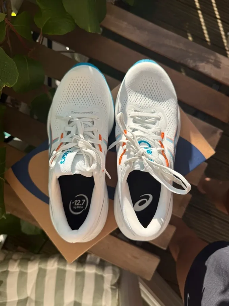 Used Asics Cumulus 28 bike — image 4 of 5