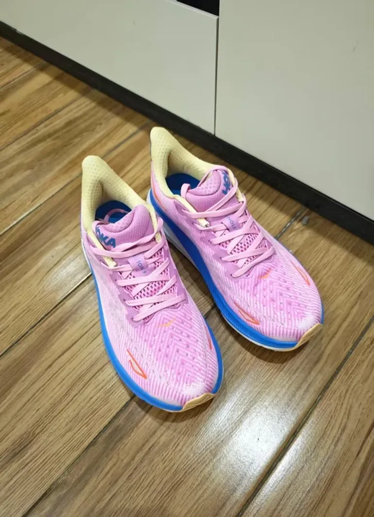 Gebrauchtes Hoka Pink Shoes Size 38 bike — Bild 3 von 4